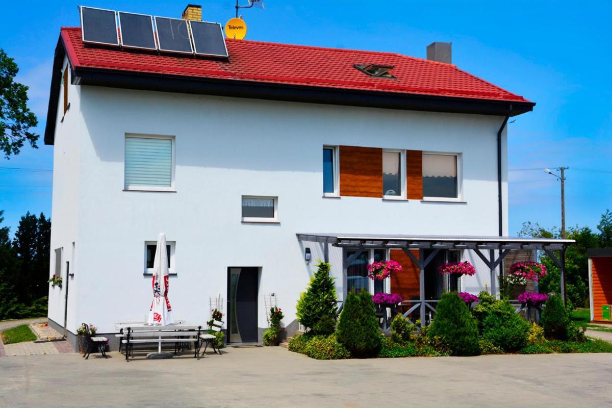 Noclegi Beata Dabki Exterior photo